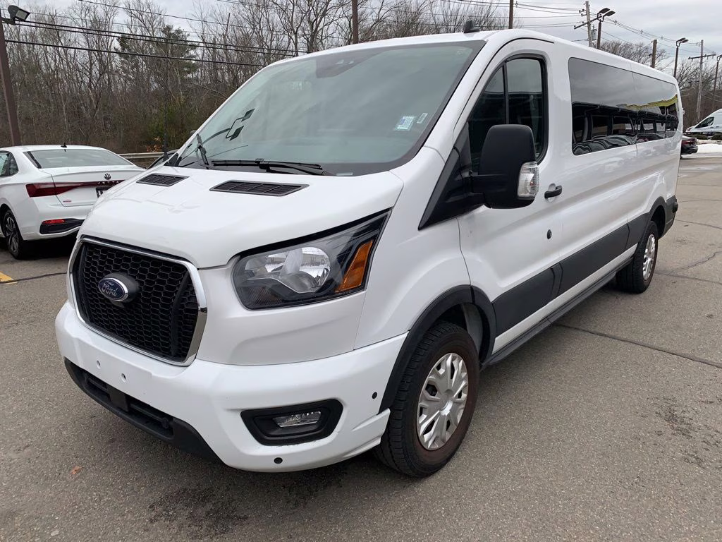 2024 Oxford White Ford Transit-350 XLT RWD Crossover