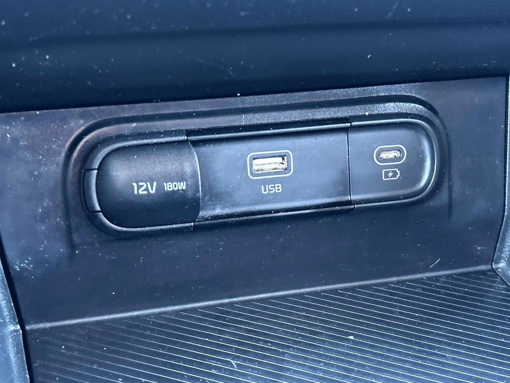 2024 Fusion Black Kia Sportage LX FWD SUV