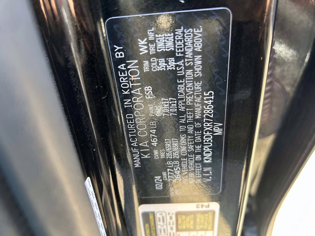 2024 Fusion Black Kia Sportage LX FWD SUV