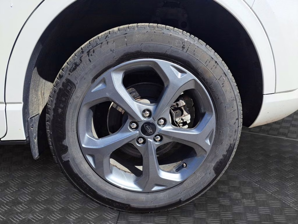 2024 White Metallic Ford Escape ST-Line w/Tech Pkg AWD SUV