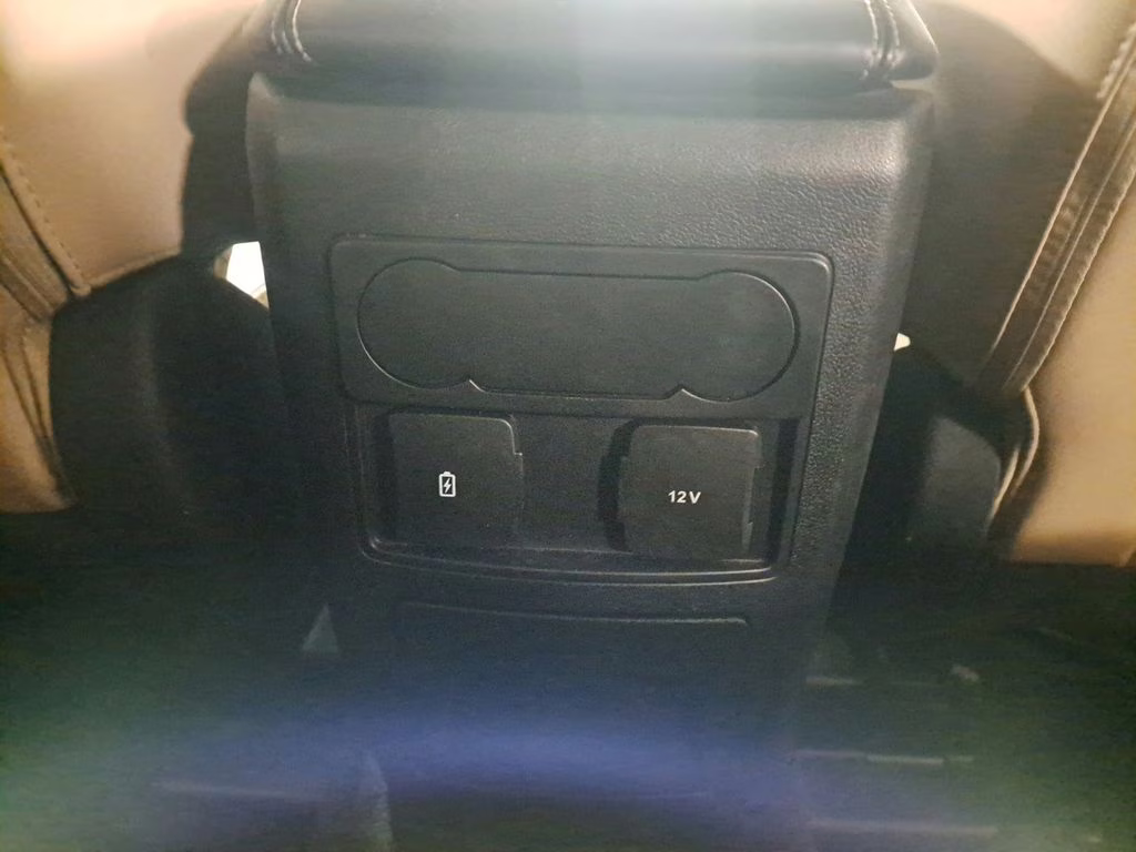 2023 Black Metallic Ford Explorer XLT 4X4 SUV