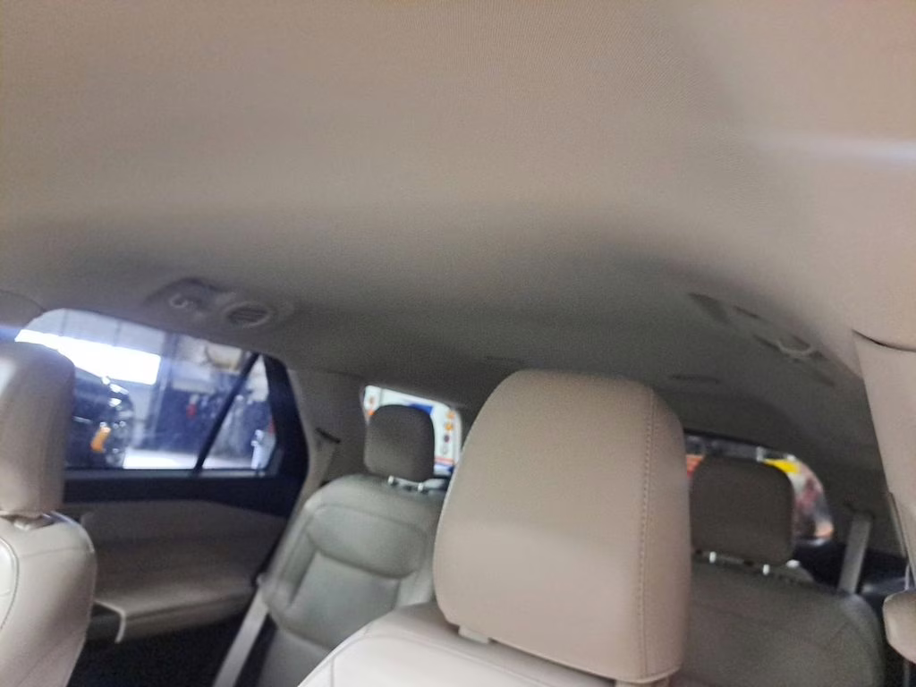 2023 Black Metallic Ford Explorer XLT 4X4 SUV