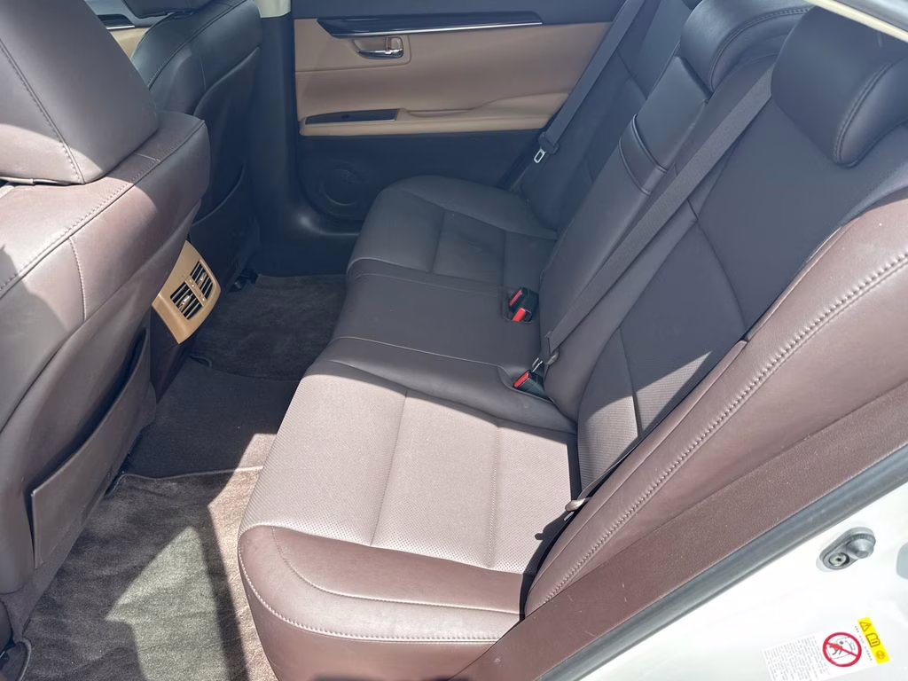 2018 Eminent White Pearl Lexus ES 350 FWD Sedan