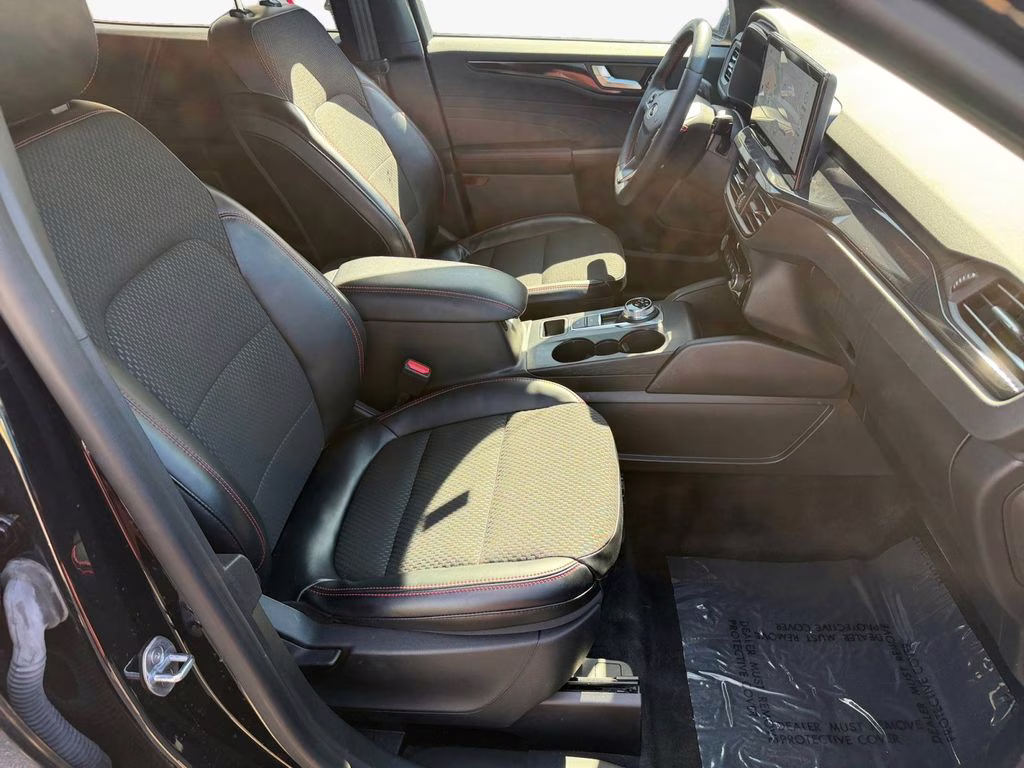 2024 Black Metallic Ford Escape ST-Line w/Tech Pkg AWD SUV