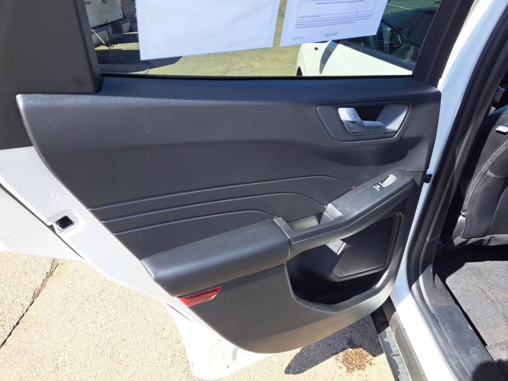 2024 White Metallic Ford Escape ST-Line w/Tech Pkg AWD SUV