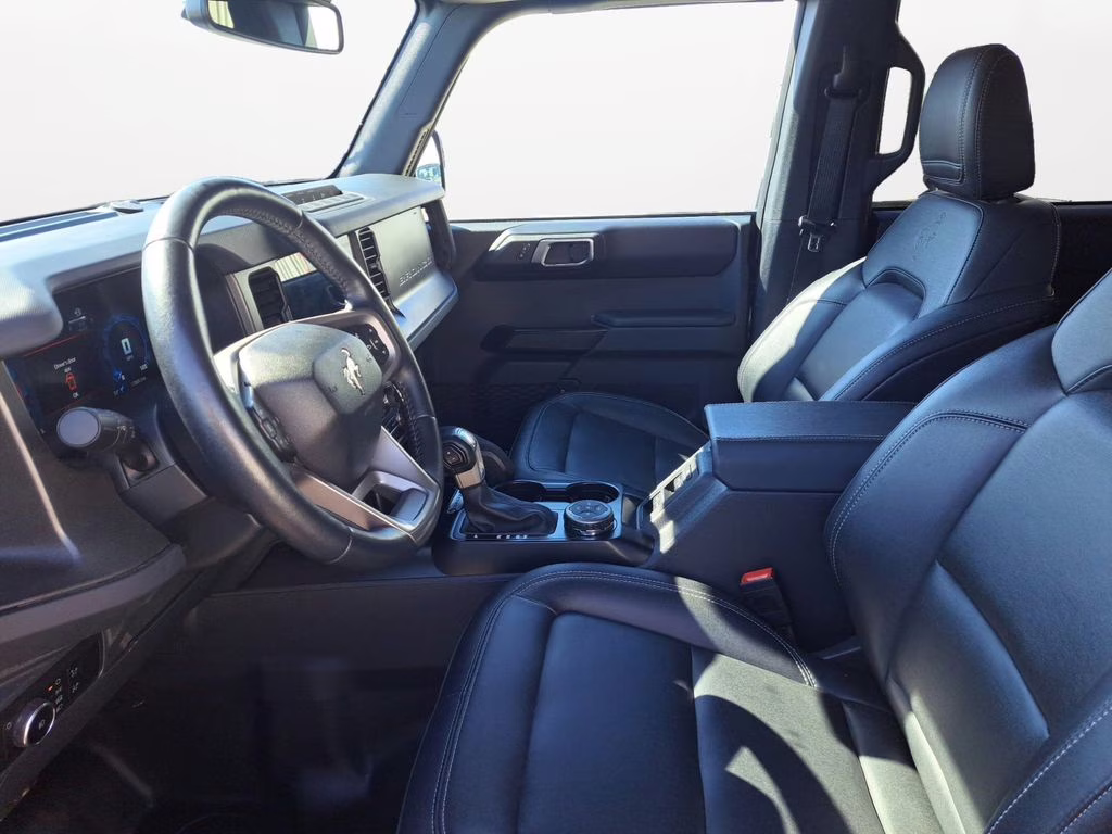 2025 Shadow Black Ford Bronco Badlands Hard Top 4X4 SUV