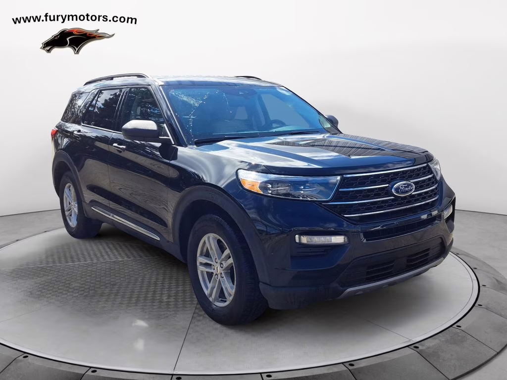 2023 Black Metallic Ford Explorer XLT 4X4 SUV
