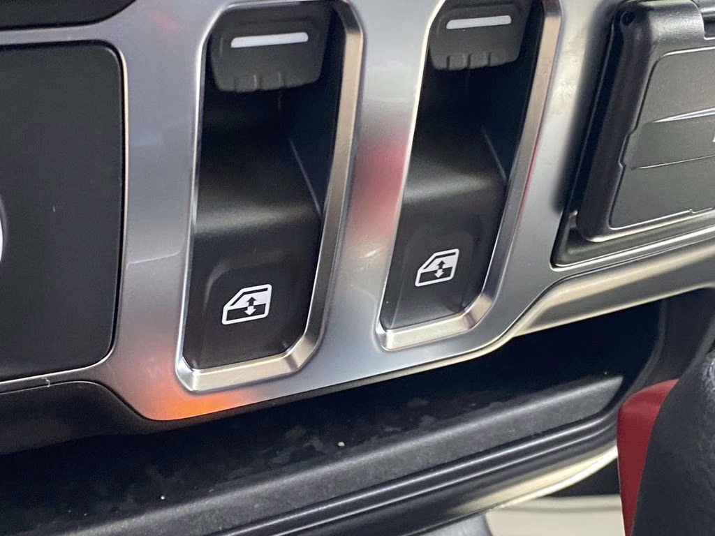 2026 Anvil Clear Coat Jeep Wrangler Sport S 4X4 SUV