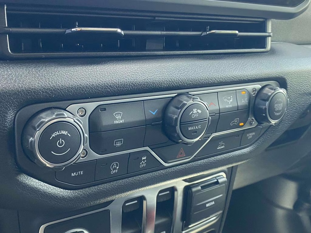 2026 Anvil Clear Coat Jeep Wrangler Sport S 4X4 SUV