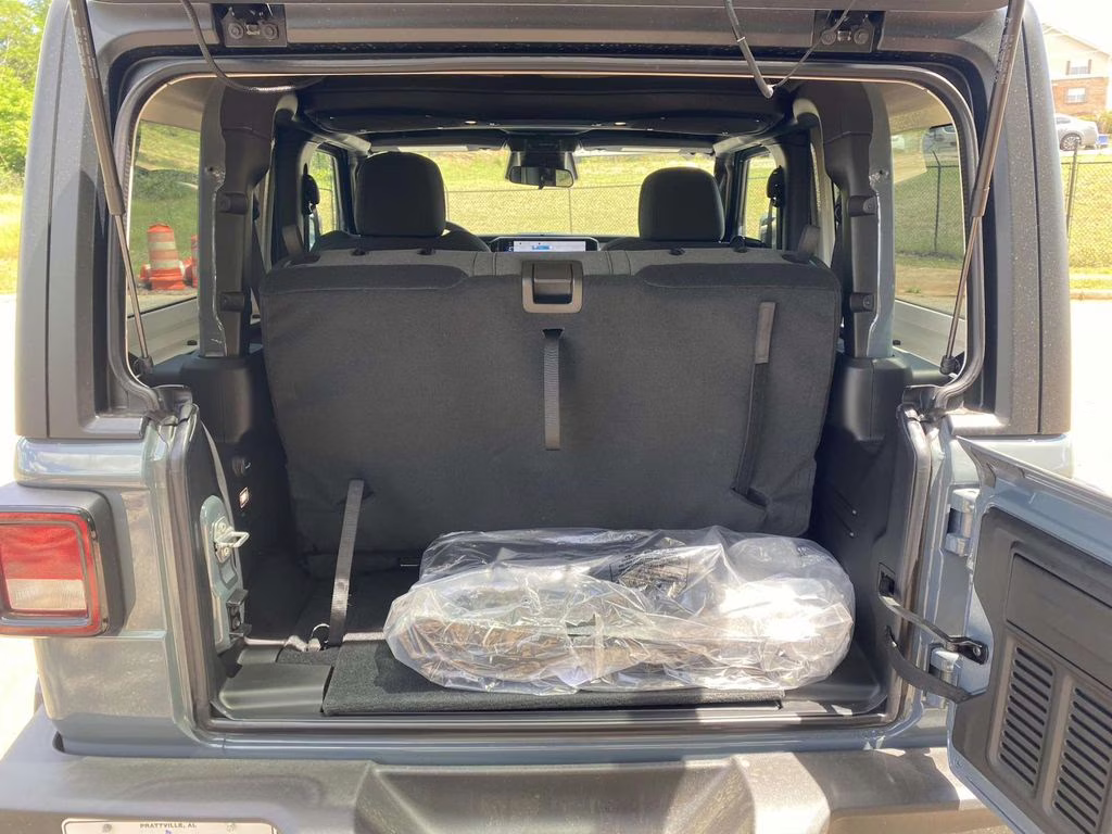 2026 Anvil Clear Coat Jeep Wrangler Sport S 4X4 SUV