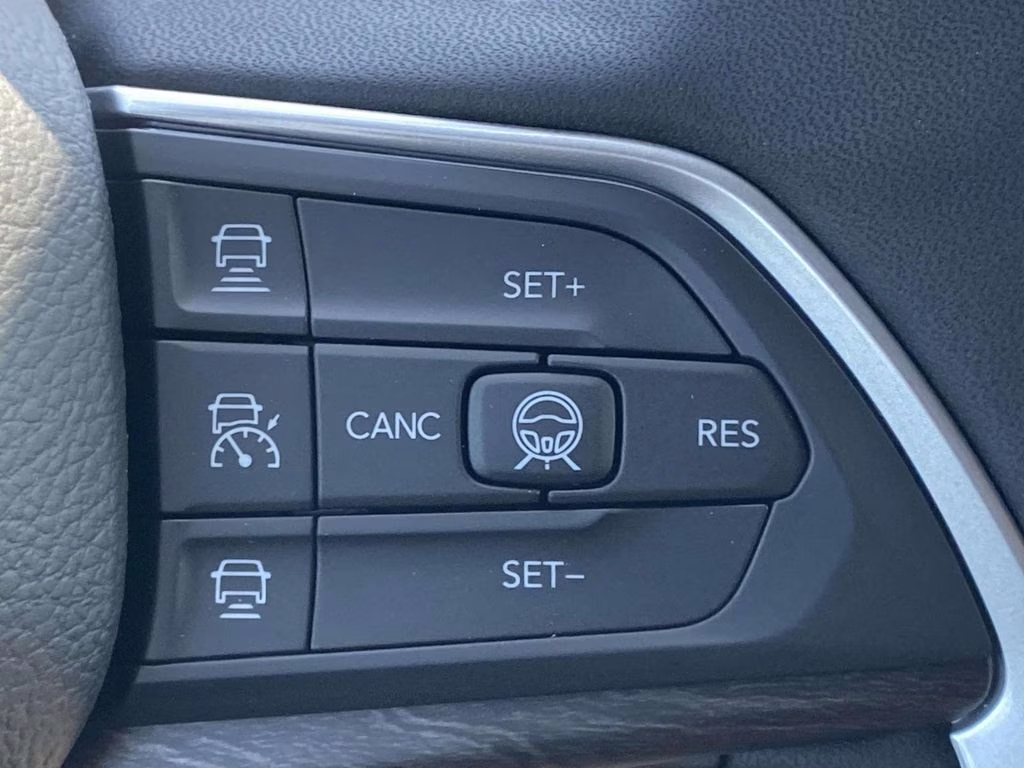 2026 Diamond Black Crystal Pearlcoat Jeep Grand Cherokee L Limited 4X4 SUV