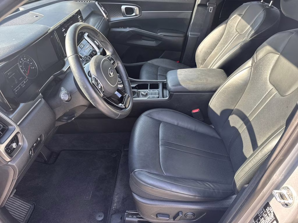 2021 Sparkling Silver Kia Sorento S AWD SUV