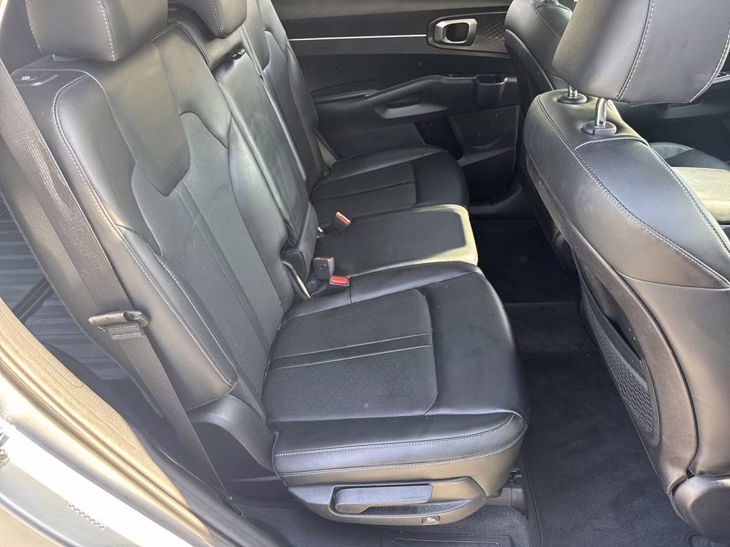 2021 Sparkling Silver Kia Sorento S AWD SUV