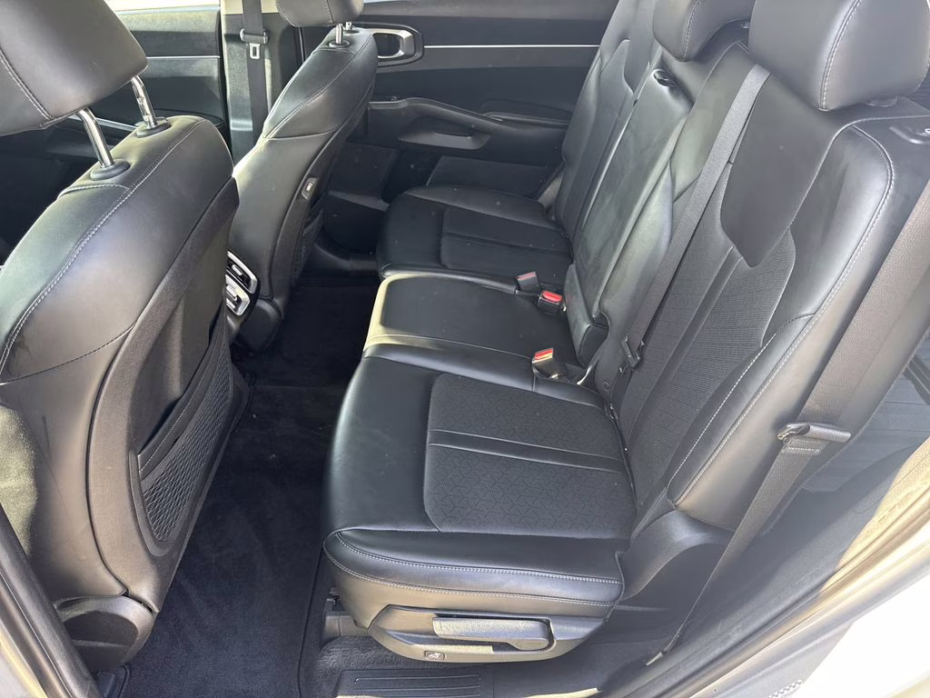 2021 Sparkling Silver Kia Sorento S AWD SUV