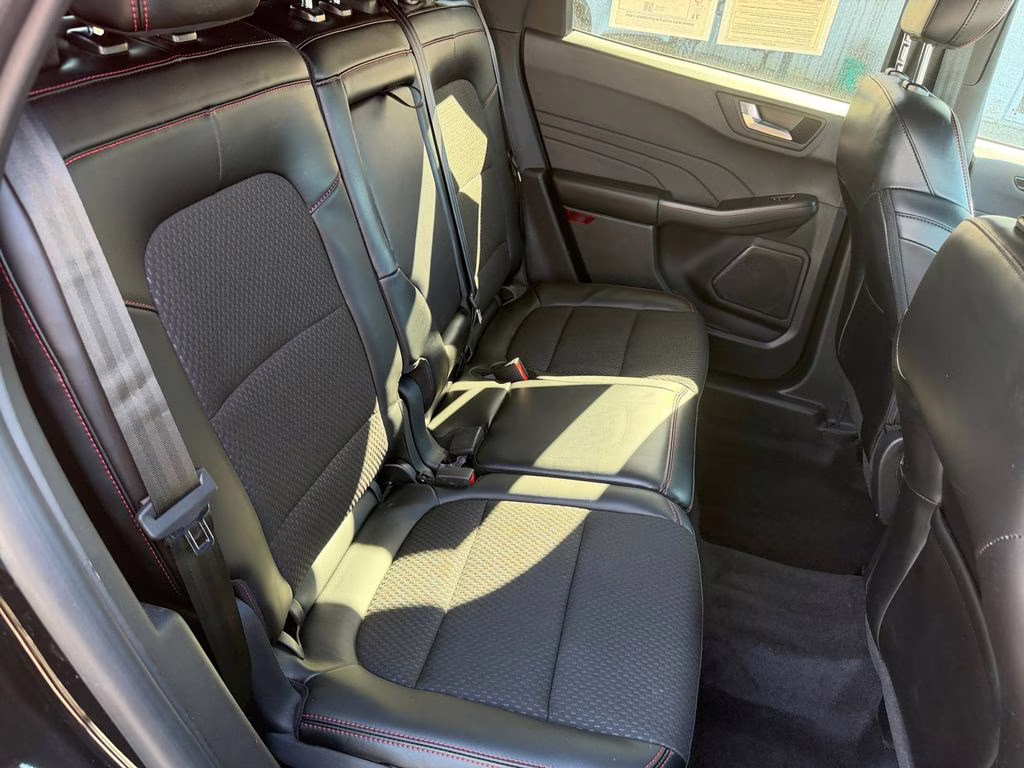 2024 Black Metallic Ford Escape ST-Line w/Tech Pkg AWD SUV