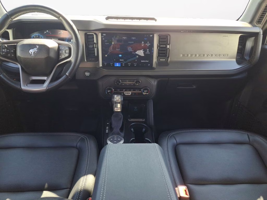 2025 Shadow Black Ford Bronco Badlands Hard Top 4X4 SUV