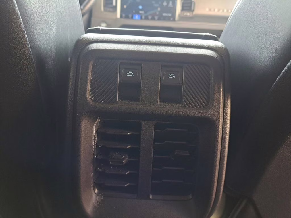 2025 Shadow Black Ford Bronco Badlands Hard Top 4X4 SUV