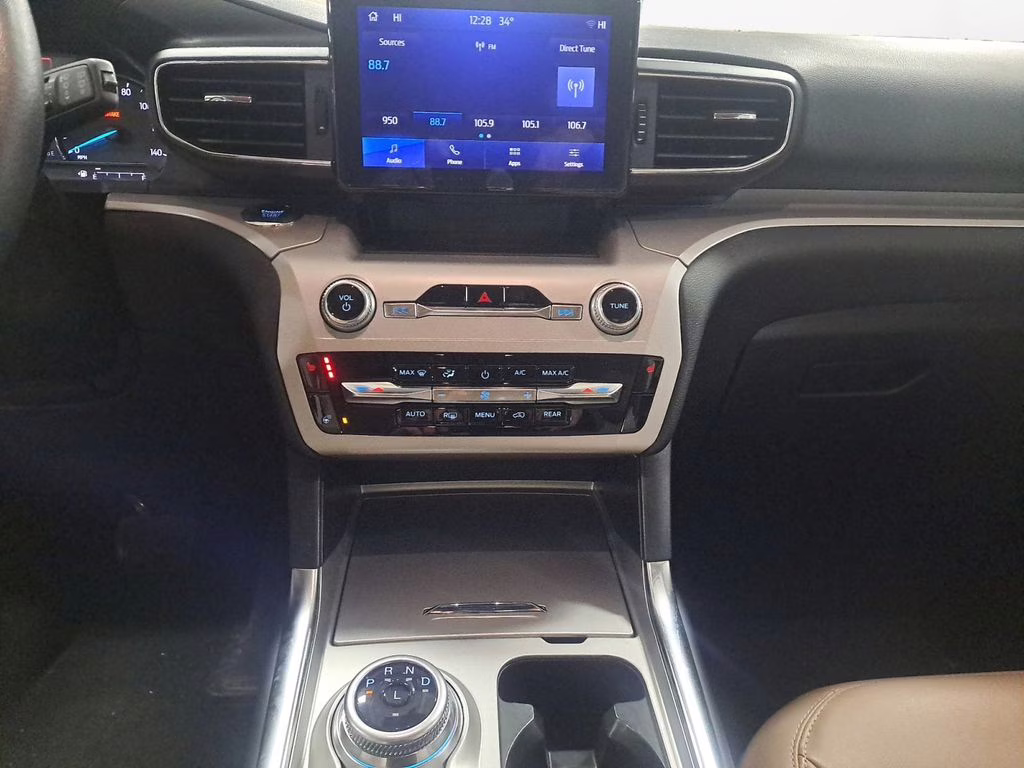 2023 Black Metallic Ford Explorer XLT 4X4 SUV