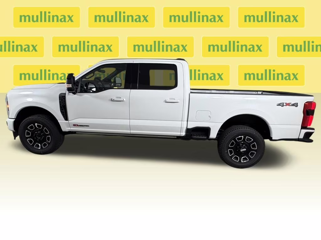 2026 Star White Metallic Tri-Coat Ford Super Duty F-350 SRW Platinum 4X4 Truck