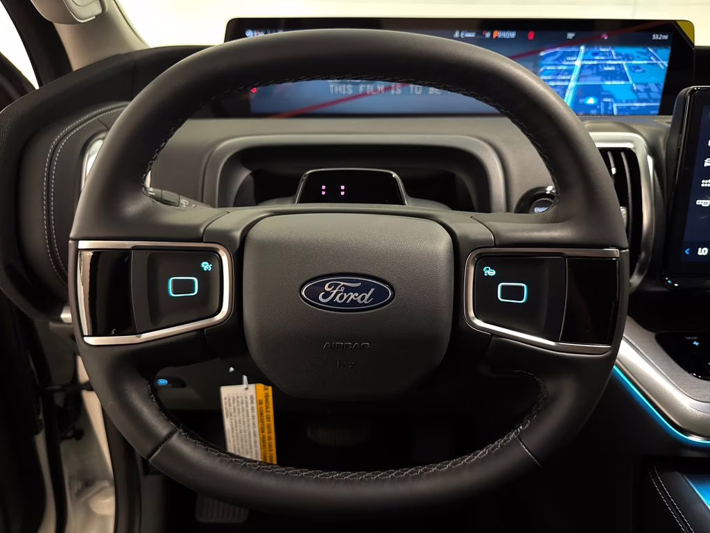 2026 Star White Metallic Tri-Coat Ford Expedition Platinum 4X4 SUV