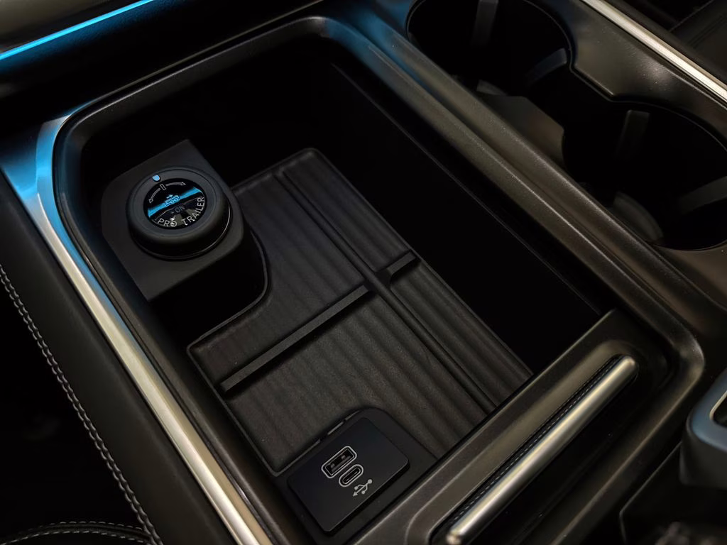 2026 Star White Metallic Tri-Coat Ford Expedition Platinum 4X4 SUV