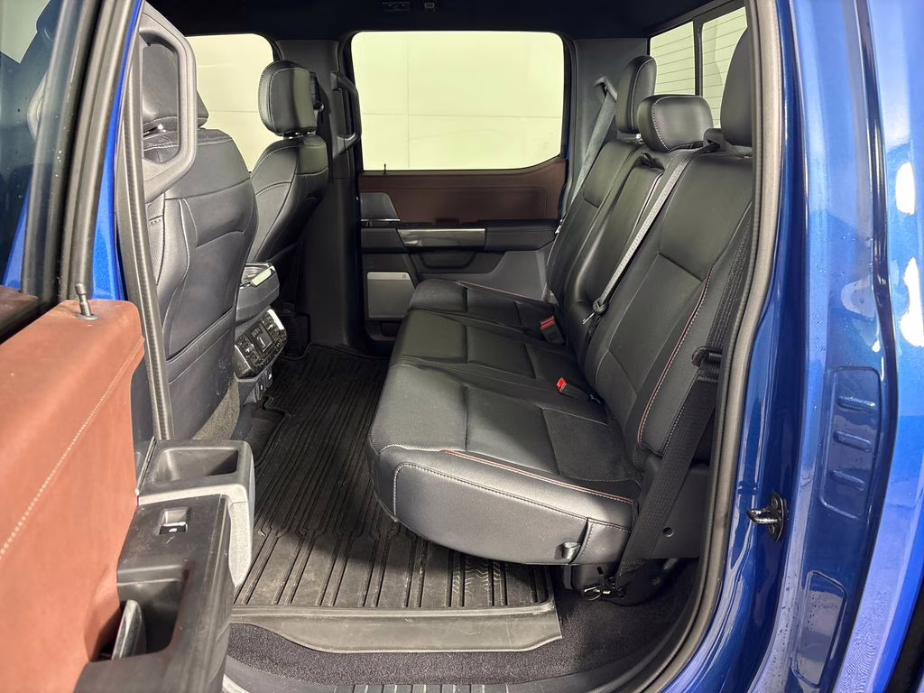 2023 Atlas Blue Metallic Ford F-150 Lariat 4X4 Truck