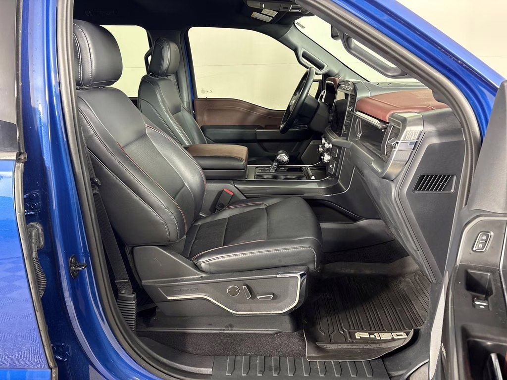 2023 Atlas Blue Metallic Ford F-150 Lariat 4X4 Truck