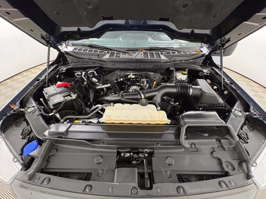 2023 Atlas Blue Metallic Ford F-150 XLT 4X4 Truck