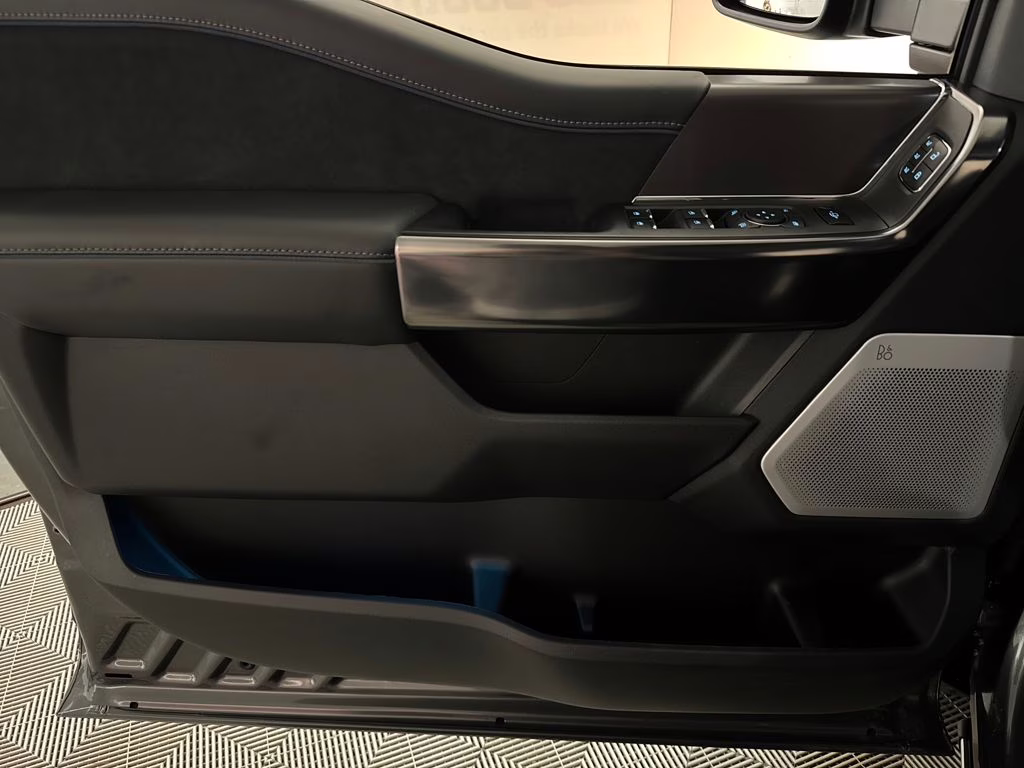 2026 Carbonized Gray Metallic Ford Super Duty F-250 SRW Platinum 4X4 Truck