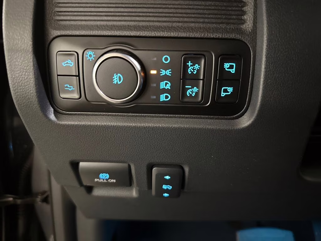 2026 Carbonized Gray Metallic Ford Super Duty F-250 SRW Platinum 4X4 Truck