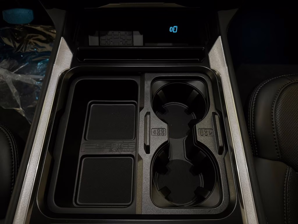 2026 Star White Metallic Tri-Coat Ford Super Duty F-350 SRW Platinum 4X4 Truck