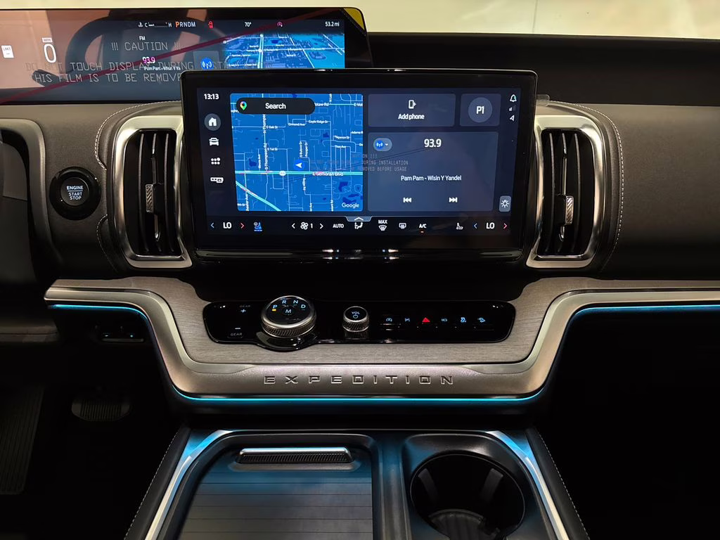 2026 Star White Metallic Tri-Coat Ford Expedition Platinum 4X4 SUV