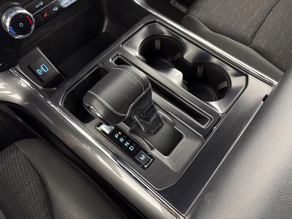 2023 Oxford White Ford F-150 XLT 4X4 Truck