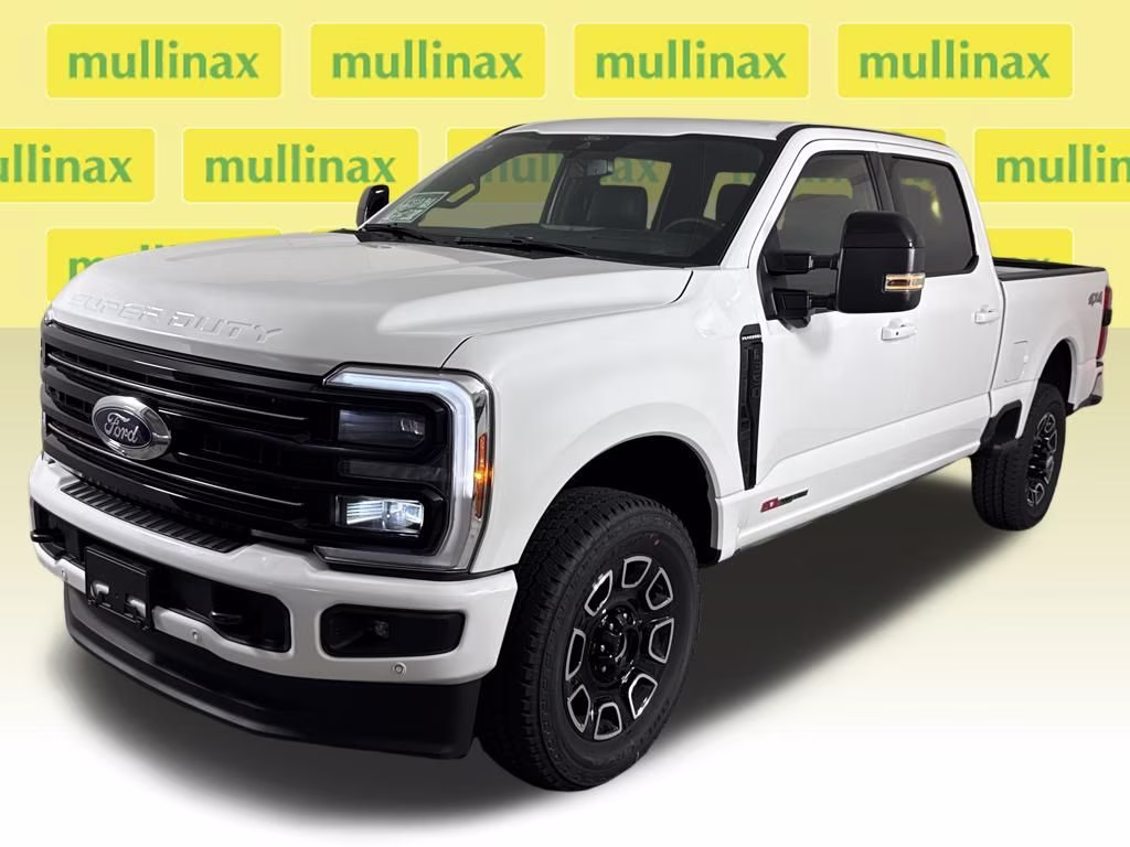 2026 Star White Metallic Tri-Coat Ford Super Duty F-350 SRW Platinum 4X4 Truck