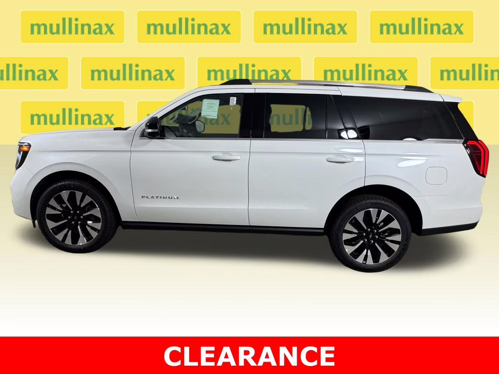 2026 Star White Metallic Tri-Coat Ford Expedition Platinum 4X4 SUV