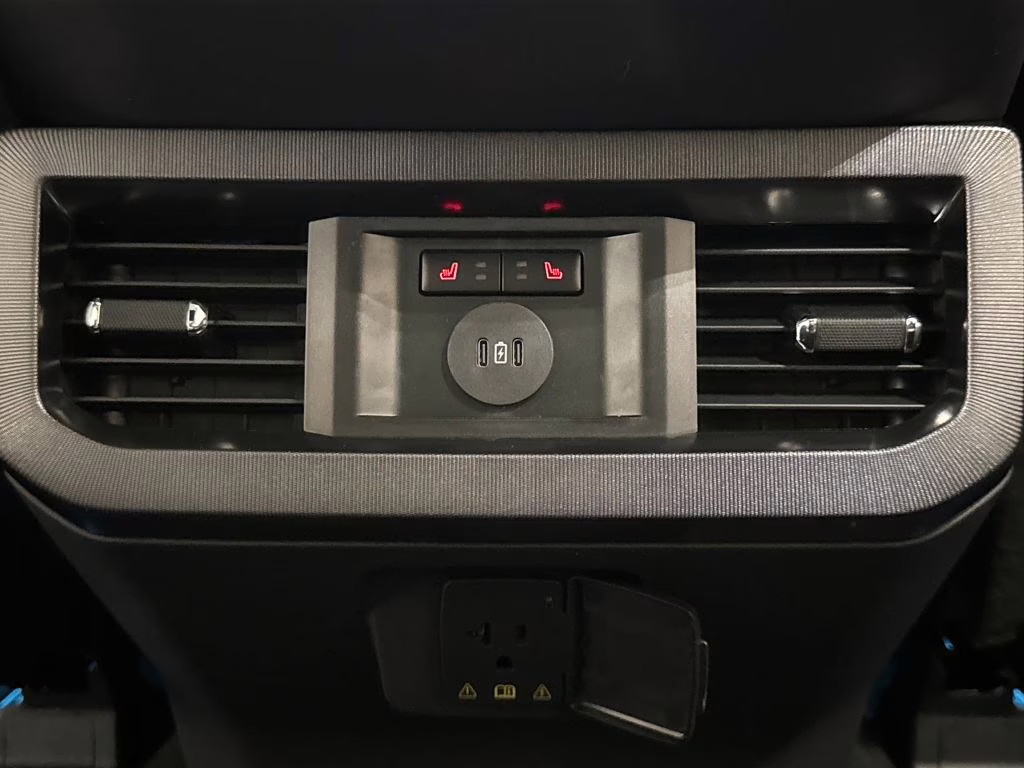 2026 Star White Metallic Tri-Coat Ford Super Duty F-350 SRW Platinum 4X4 Truck