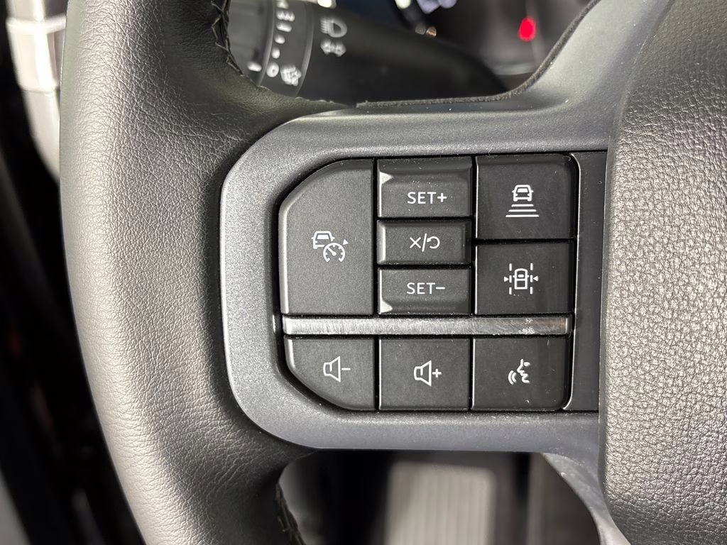 2023 Agate Black Metallic Ford F-150 XLT 4X4 Truck