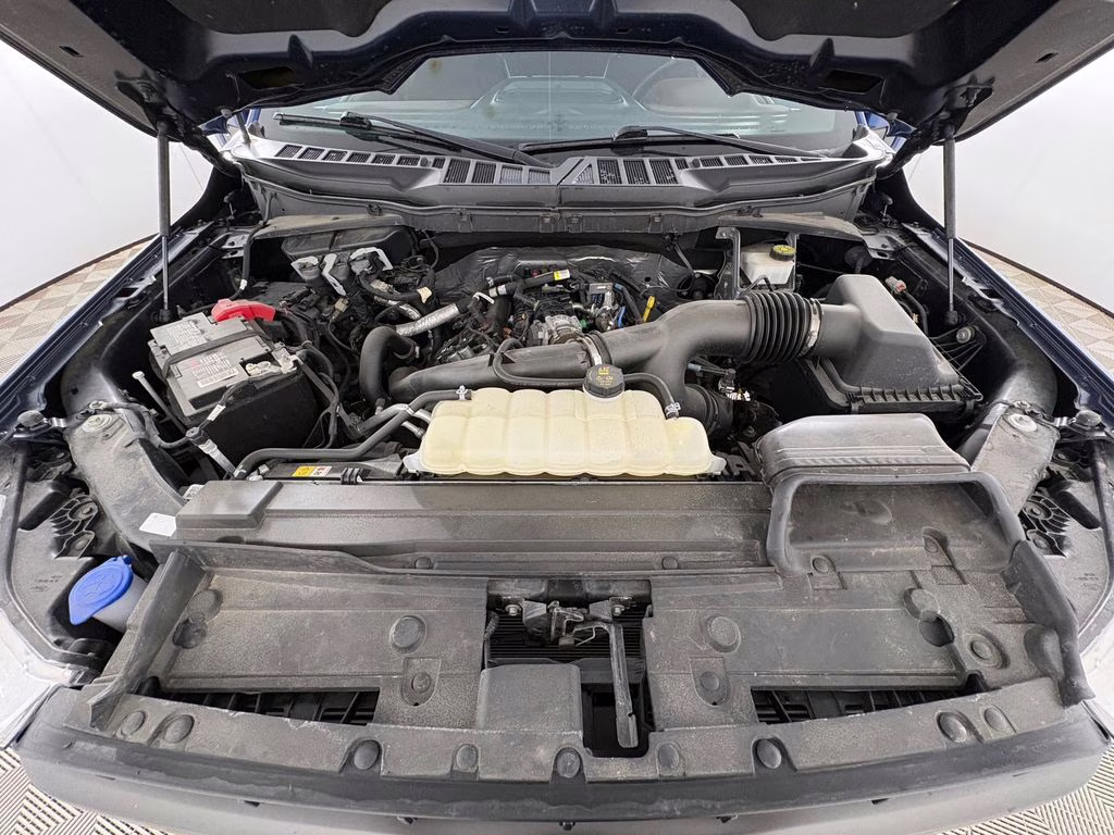 2023 Atlas Blue Metallic Ford F-150 Lariat 4X4 Truck