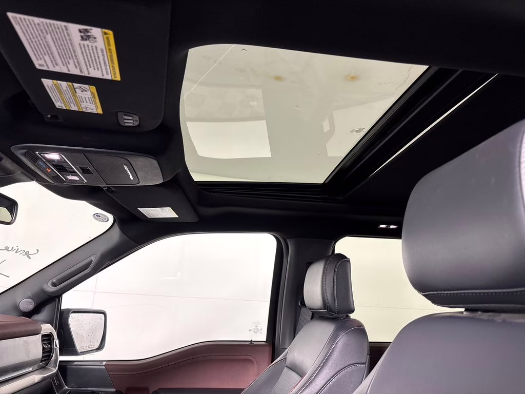 2023 Agate Black Metallic Ford F-150 Lariat 4X4 Truck