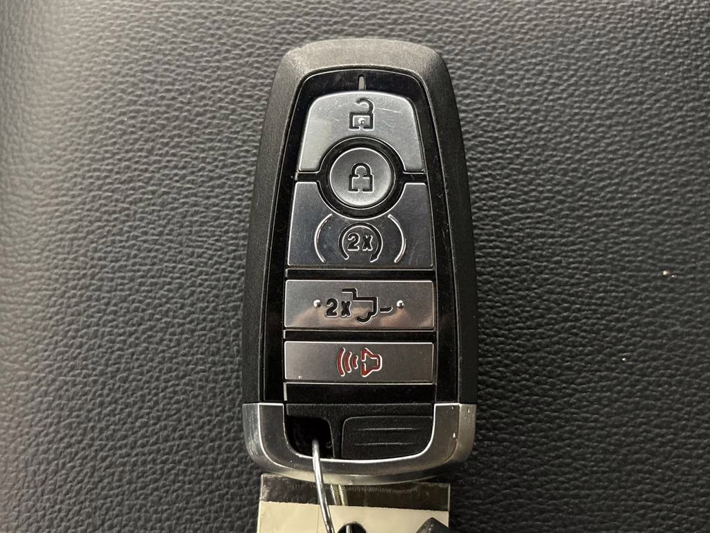 2023 Atlas Blue Metallic Ford F-150 XLT 4X4 Truck