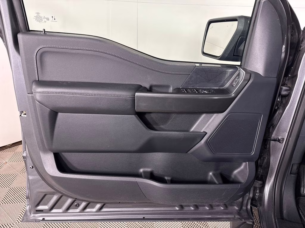 2023 Gray Metallic Ford F-150 XLT 4X4 Truck