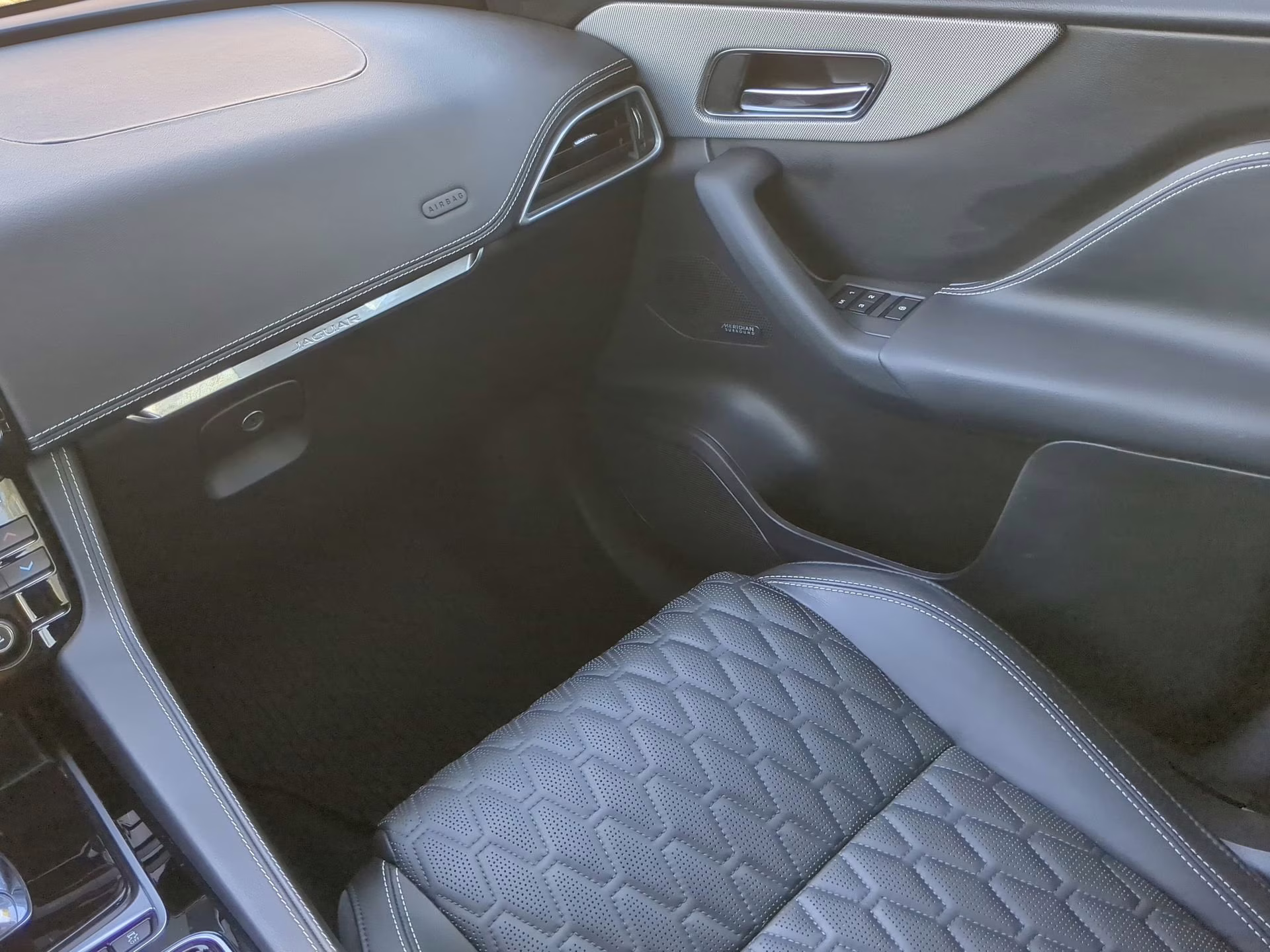 2020 Ultra Blue Metallic Jaguar F-PACE SVR AWD SUV