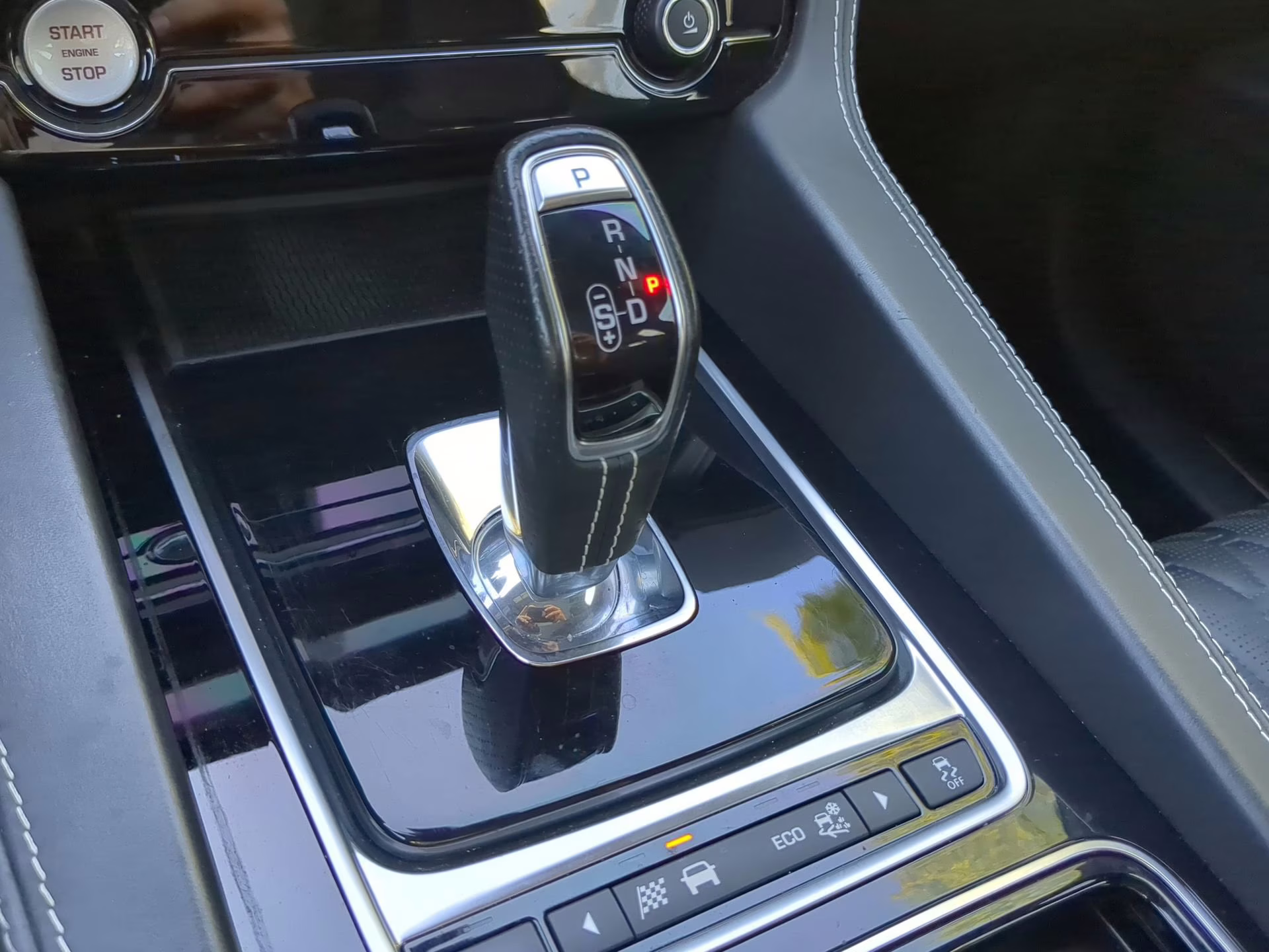 2020 Ultra Blue Metallic Jaguar F-PACE SVR AWD SUV