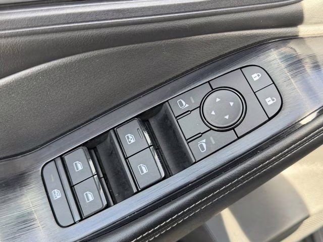 2025 Gun Metallic Nissan Rogue SV FWD SUV