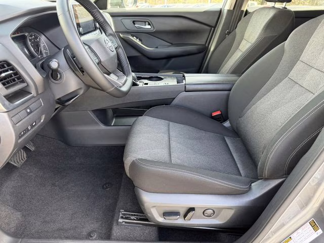 2025 Gun Metallic Nissan Rogue SV FWD SUV