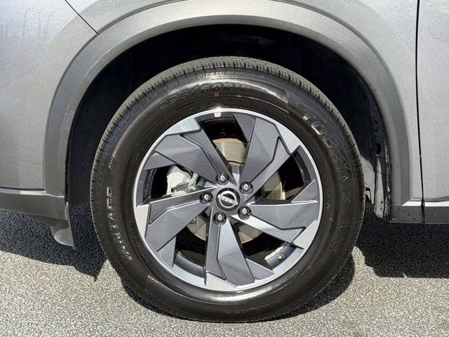 2025 Gun Metallic Nissan Rogue SV FWD SUV