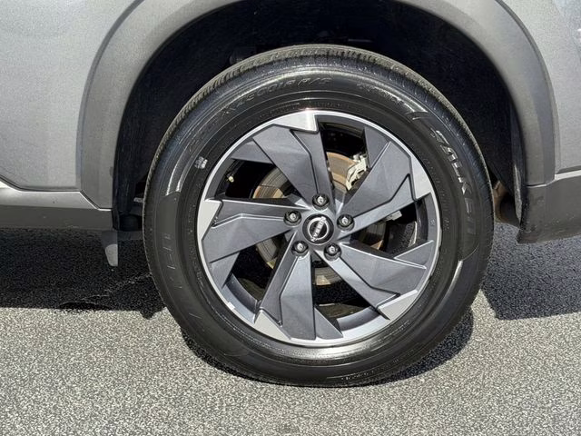 2025 Gun Metallic Nissan Rogue SV FWD SUV