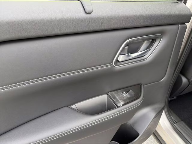 2026 Champagne Silver Metallic Nissan Rogue Platinum AWD SUV