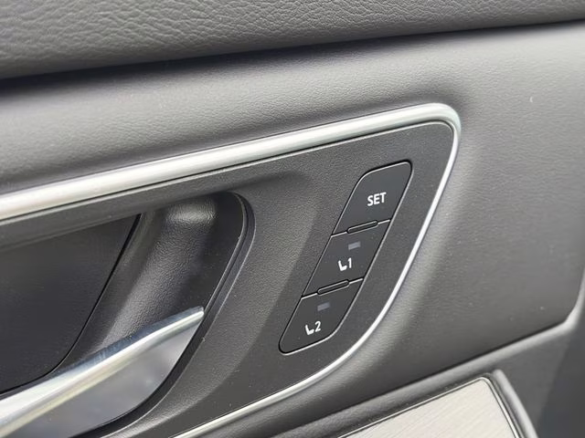 2026 Champagne Silver Metallic Nissan Rogue Platinum AWD SUV