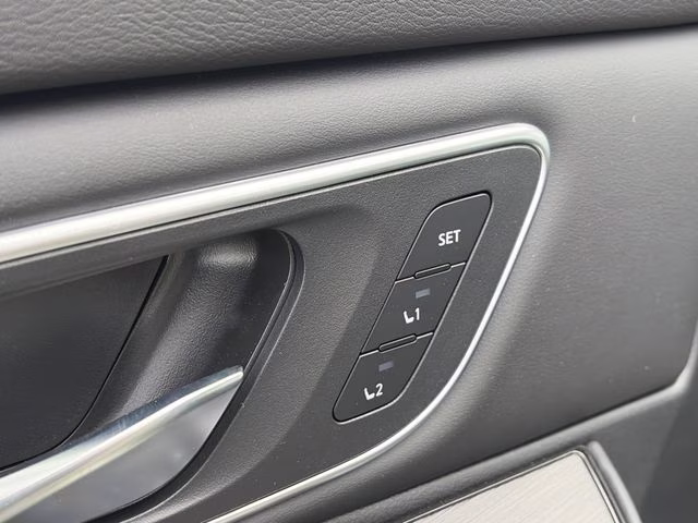 2026 Champagne Silver Metallic Nissan Rogue Platinum AWD SUV